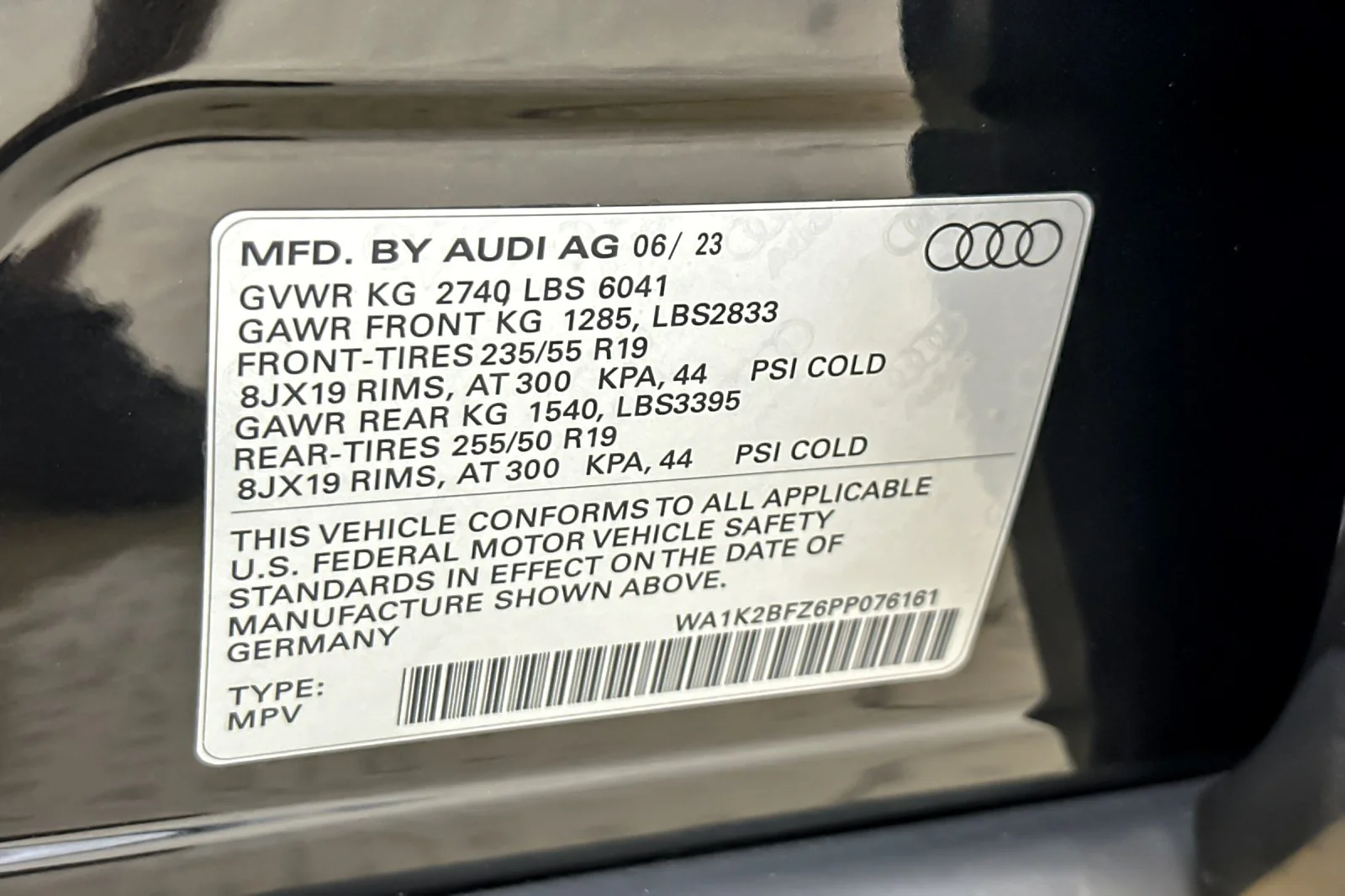 Certified Used 2023 Mythos Black Metallic Audi Premium 50 quattro image 27