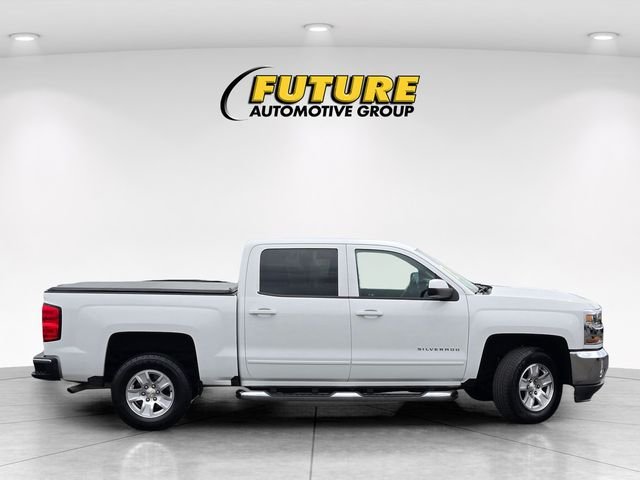 Used 2018 White Chevrolet LT image 3