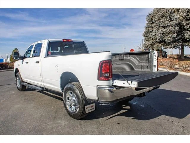 2026 RAM 3500 Tradesman - Photo 10
