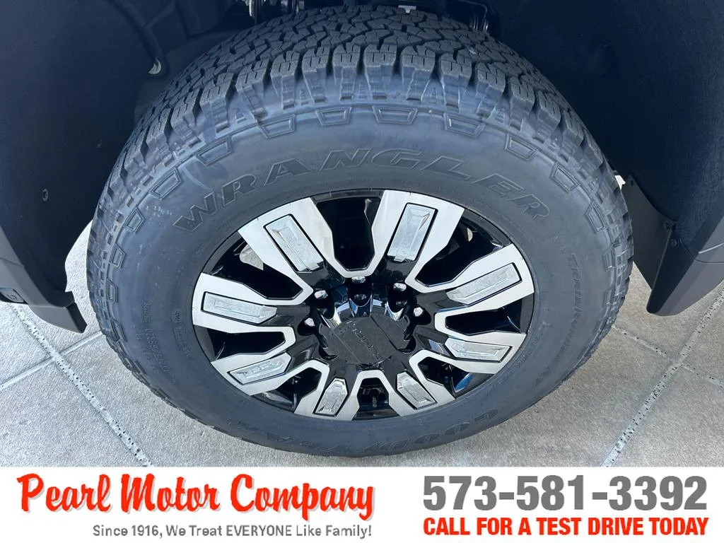 2026 GMC Sierra 2500HD Denali - Photo 9