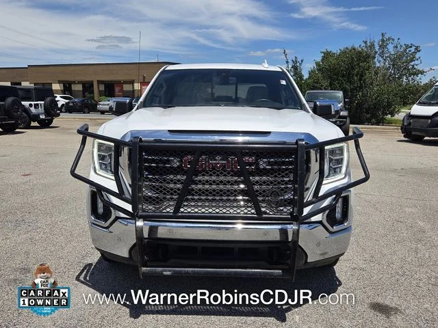 Used 2022 White GMC SLT image 2