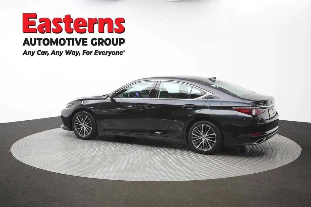 Used 2023 Black Lexus 350 image 65