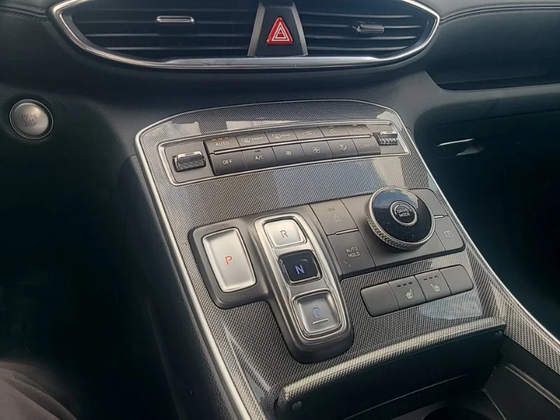 Used 2022 Silver Hyundai SEL image 16