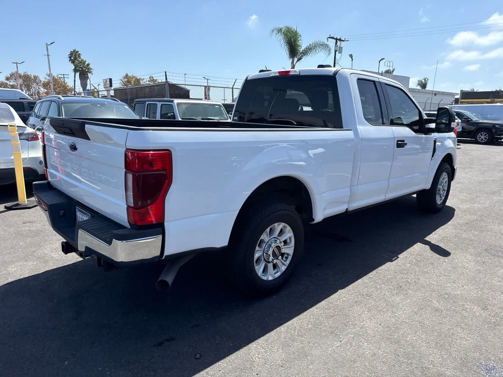 Used 2021 Oxford White Ford XLT image 13