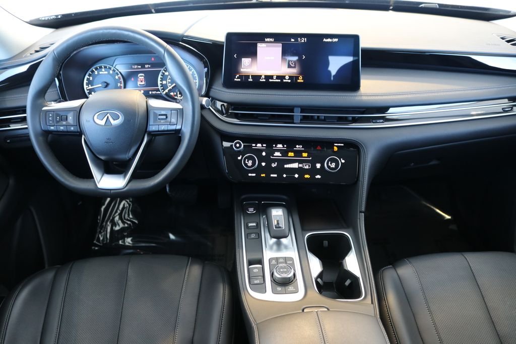 Certified Used 2025 Black INFINITI PURE image 22