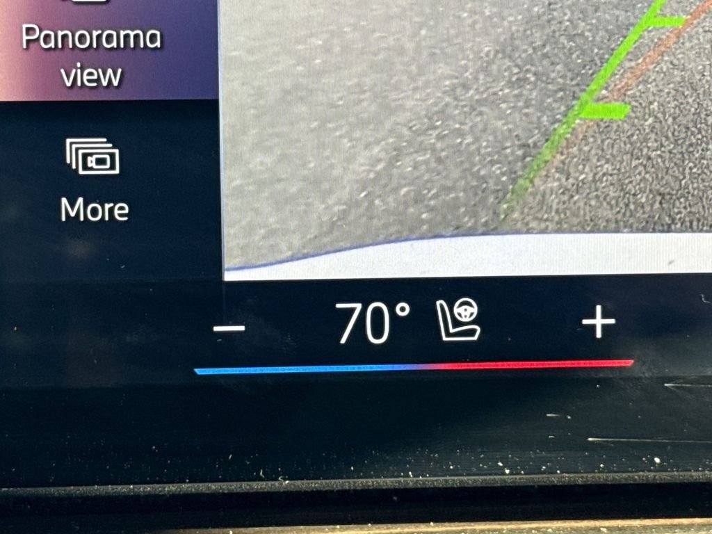 Certified Used 2025 White BMW xDrive40i image 19