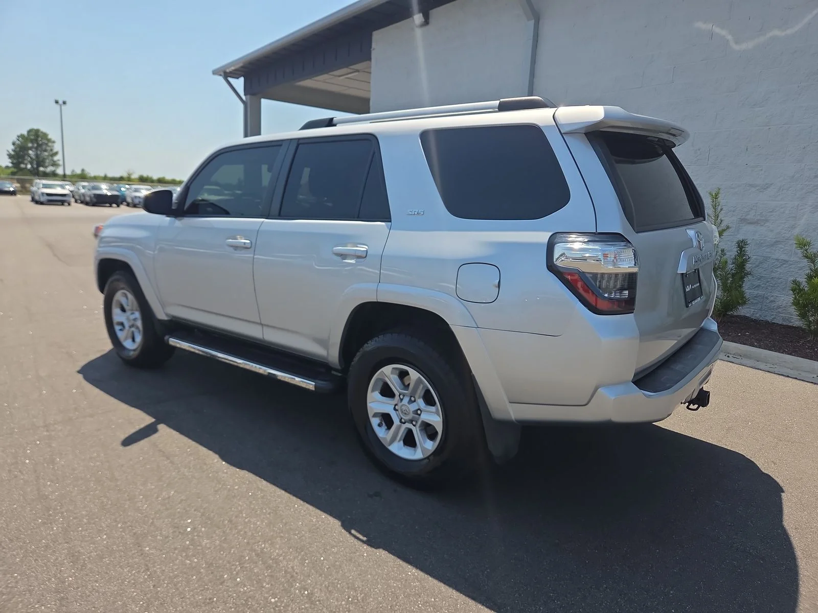 Used 2020 Classic Silver Metallic Toyota SR5 image 3