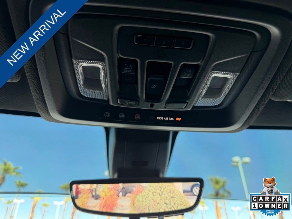 Used 2020 SUMMIT WHITE Chevrolet High Country image 21