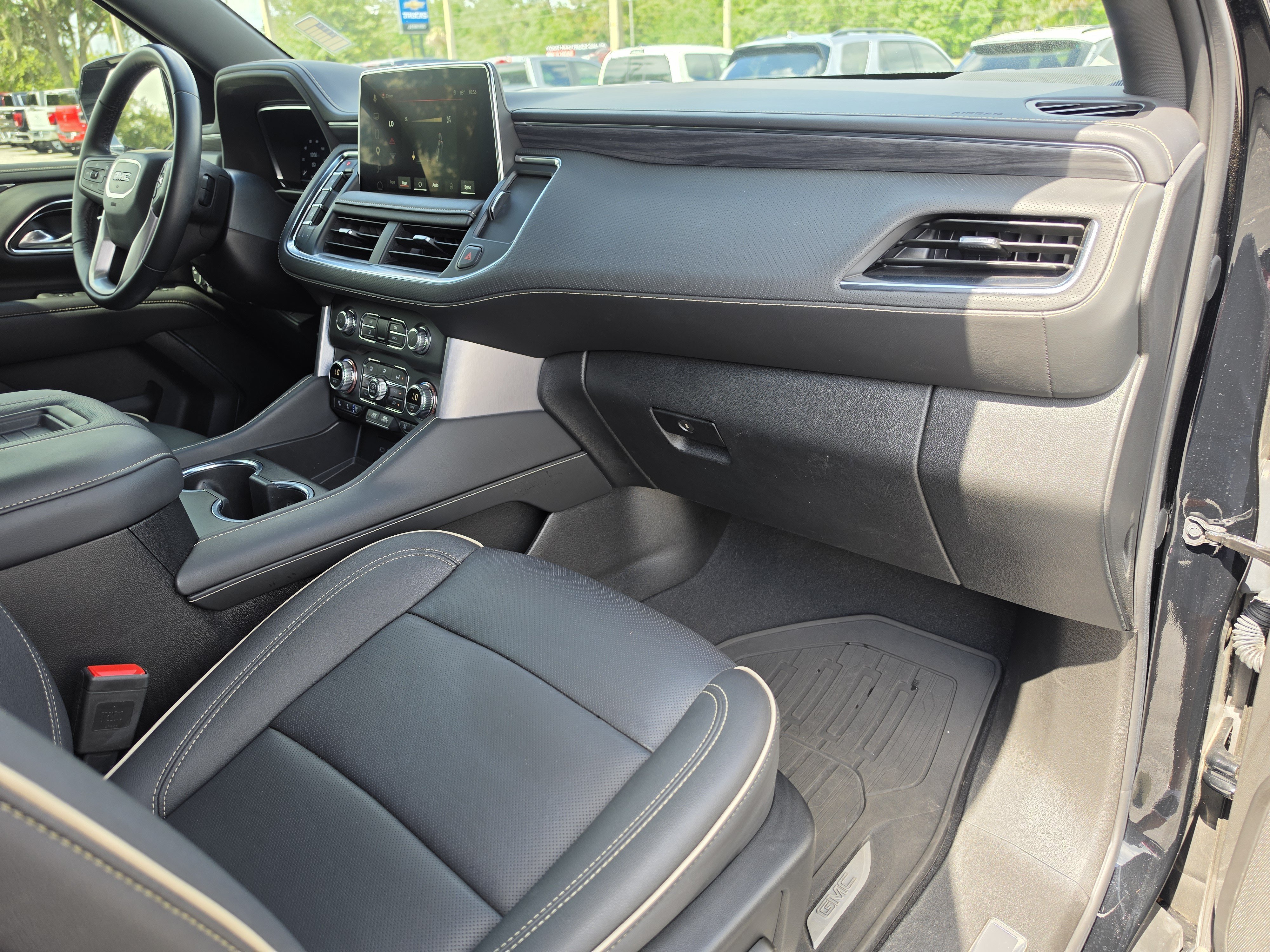 Used 2023 Onyx Black GMC SLT image 18