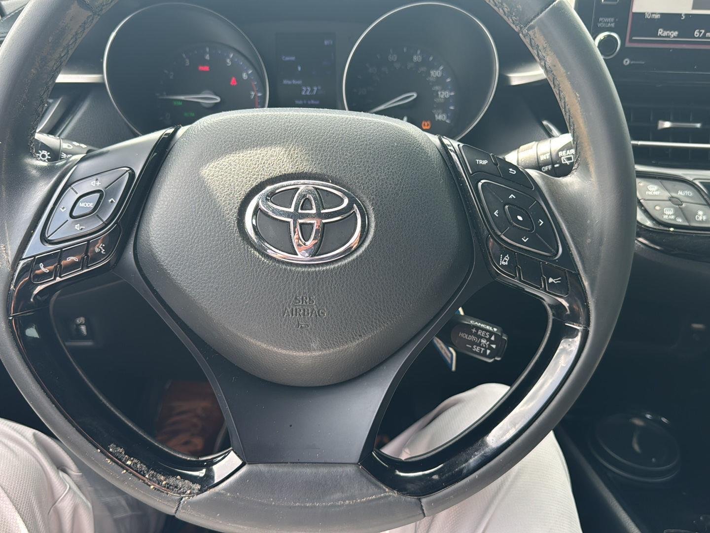 Used 2019 Ruby Flare Pearl w/Black Roof Toyota XLE image 7
