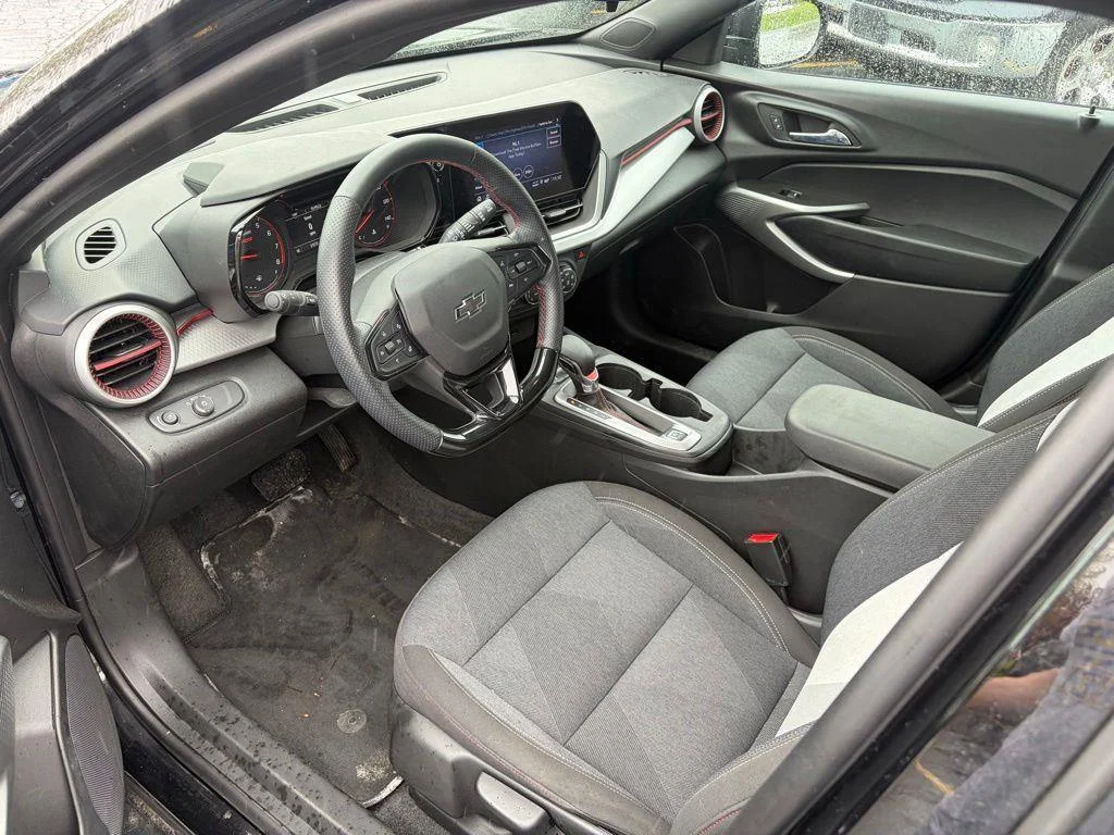 Used 2024 Black Metallic Chevrolet 1RS image 5