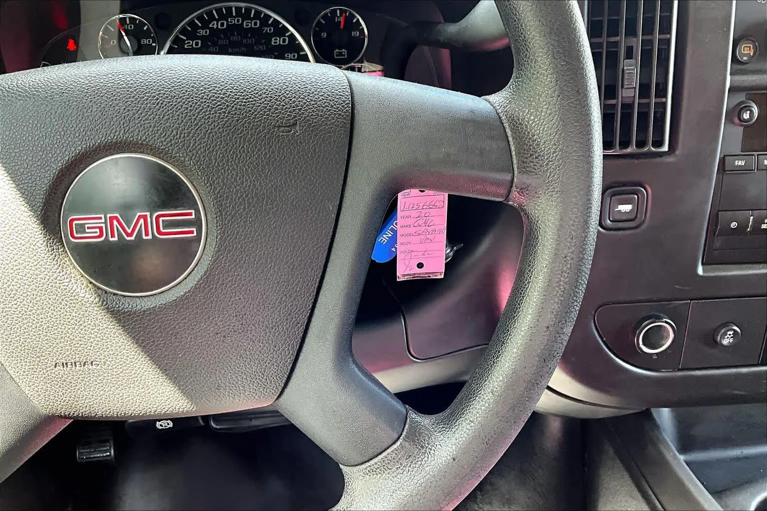 Certified Used 2020 Summit White GMC  image 24