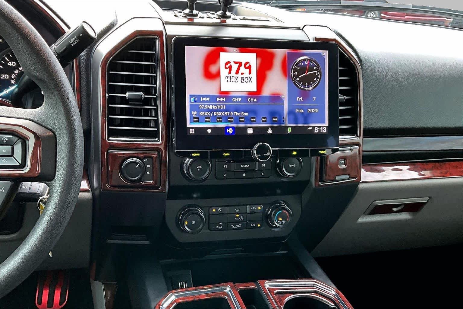 Used 2019 Oxford White Ford XLT image 7