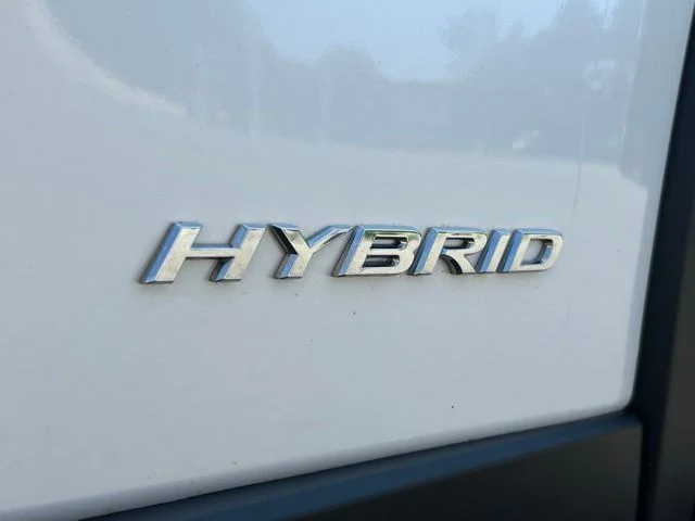 Used 2020 White Lexus 250h Base image 13