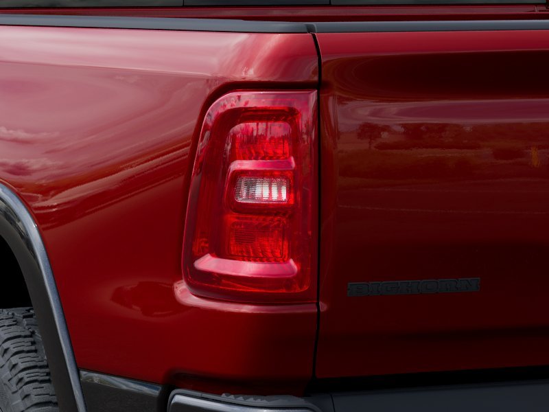 New 2027 Molten Red Pearl-Coat Exterior Paint RAM Big Horn/Lone Star image 5