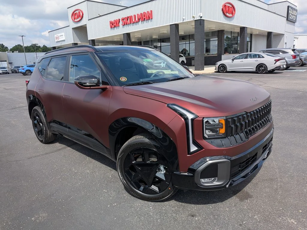 New 2027 Magma Red Matte Kia X-Line S image 28