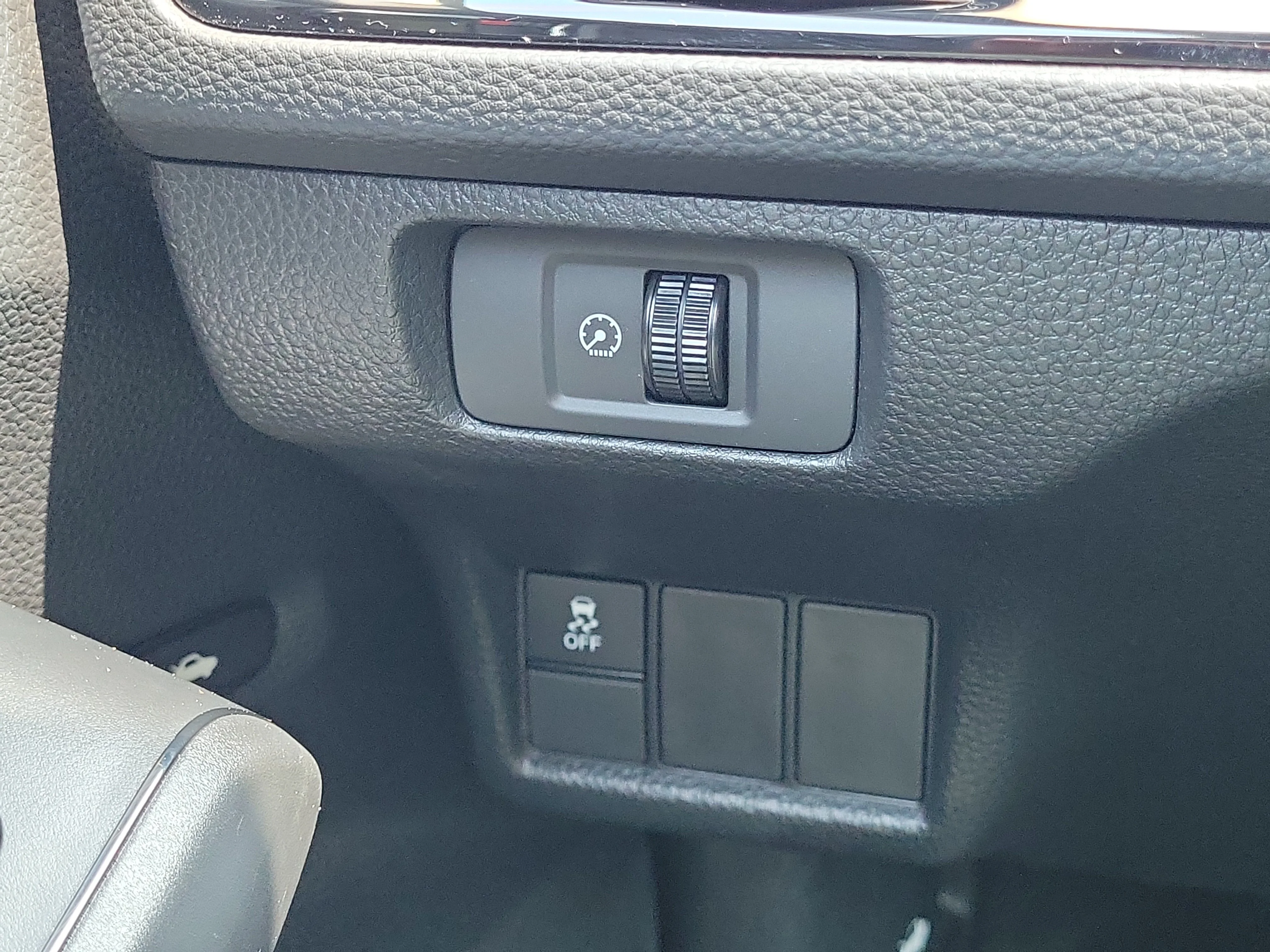 Used 2025 Silver Honda Sport image 17