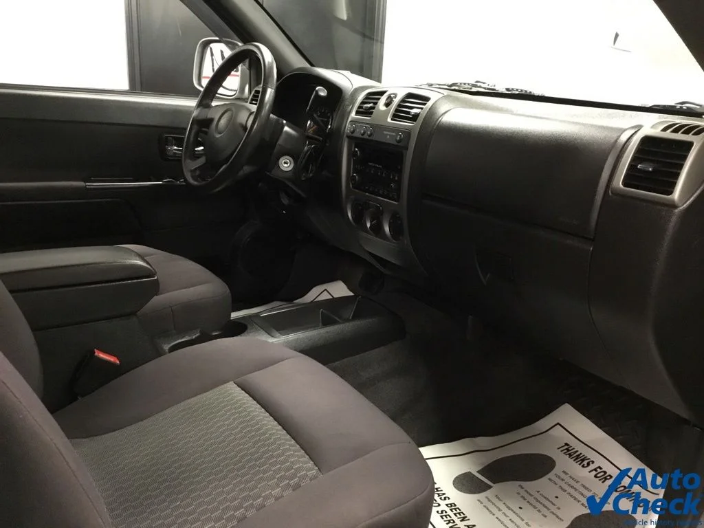 Used 2012 Silver Chevrolet 1LT image 38