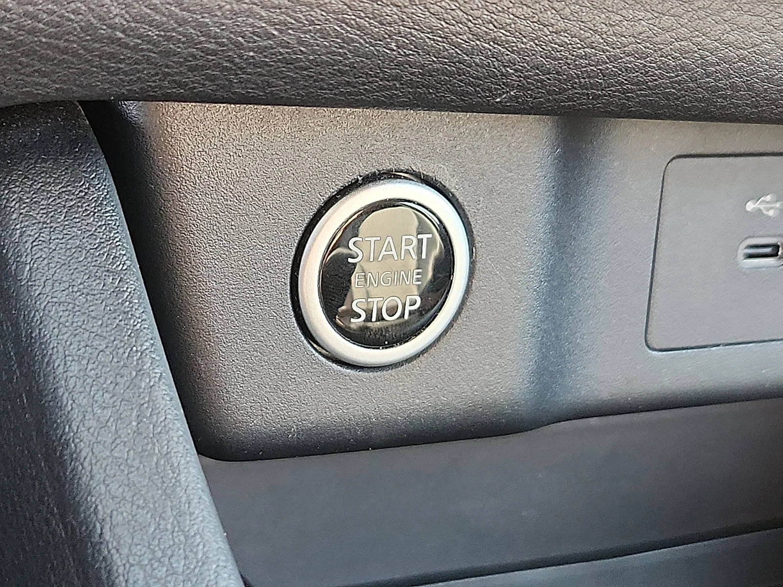 Used 2023 Black Nissan SV image 25