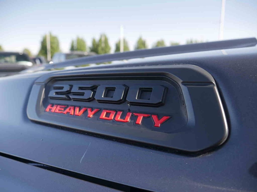 New 2026 Granite Crystal Metallic Clear-Coat Exterior Paint RAM  image 14