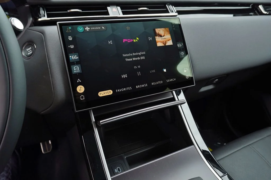 New 2026 Carpathian Grey Land Rover Belgravia Edition image 19