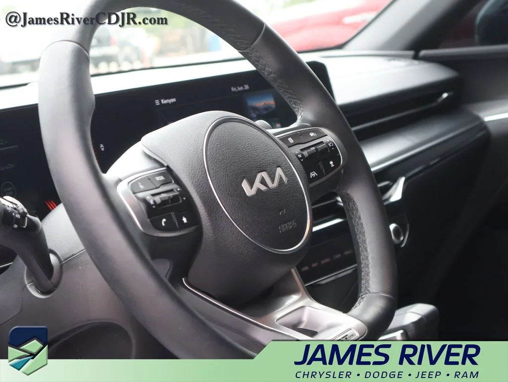 Used 2025 Gray Kia GT-Line image 24