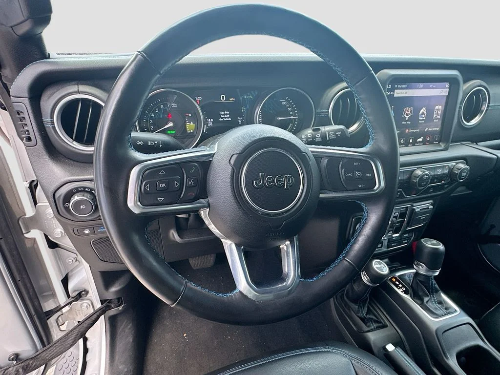 Used 2023 Silver Jeep Rubicon 4xe image 12