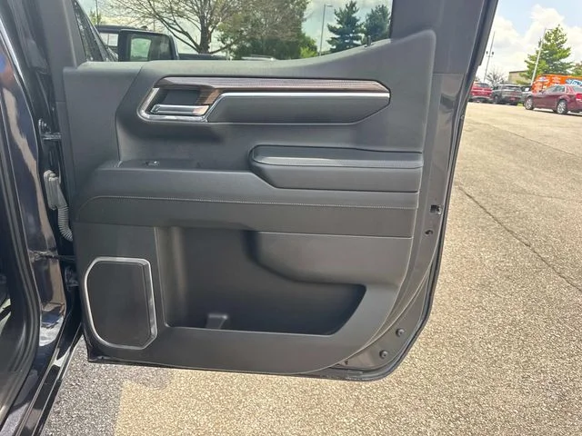 Used 2024 Gray Chevrolet LT image 21