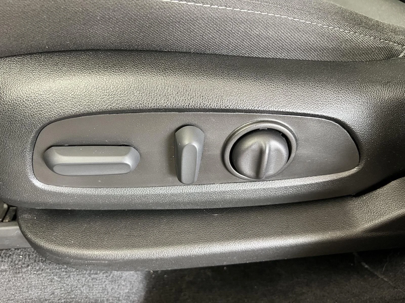 Used 2023 Mosaic Black Metallic Chevrolet LT Cloth image 6