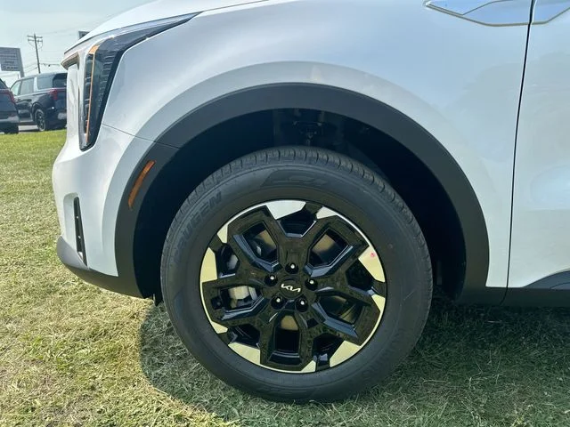 New 2026 Glacial White Pearl Kia S image 19