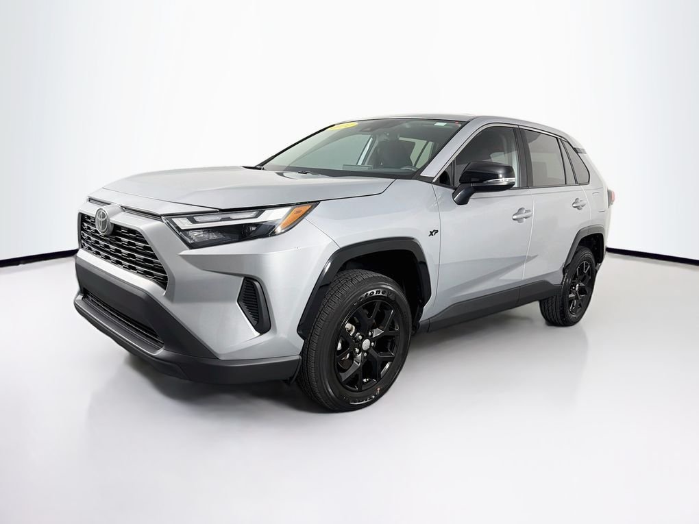 Used 2024 Silver Toyota LE image 3