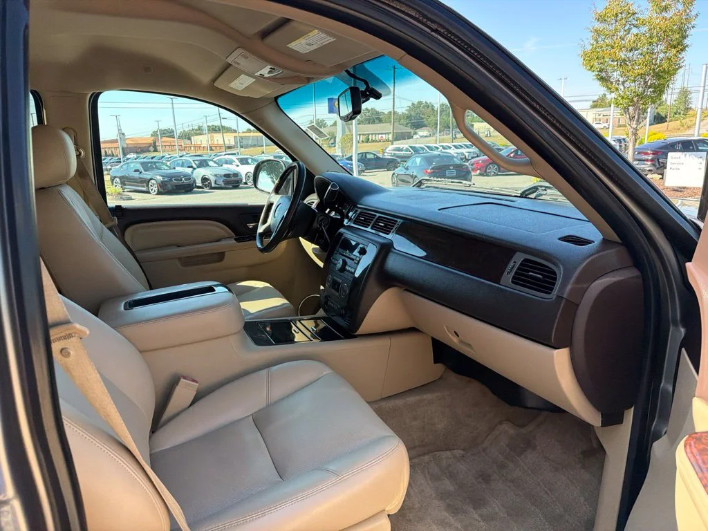 Used 2012 Gray GMC Denali image 25