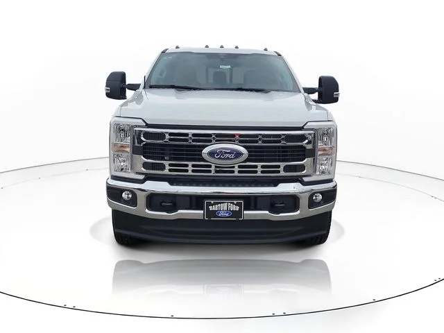 New 2026 Oxford White Ford XL image 2