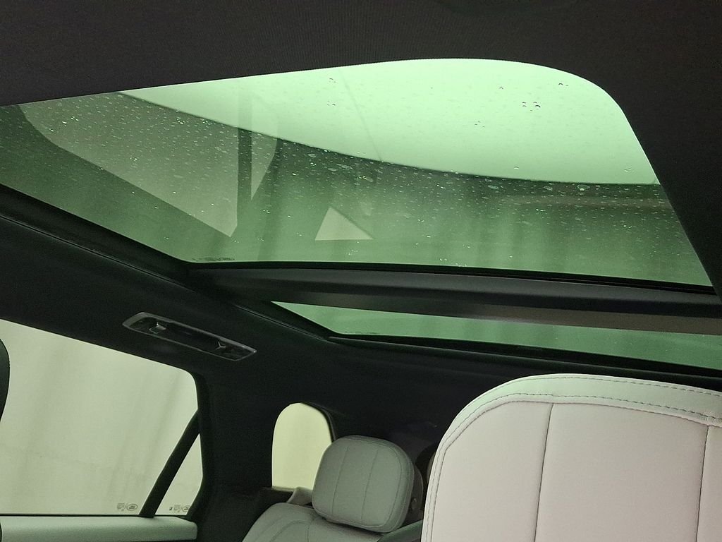 New 2027 Santorini Black Land Rover  image 11