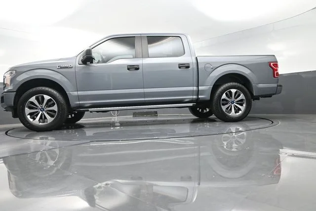 Used 2019 Black Ford XL image 12