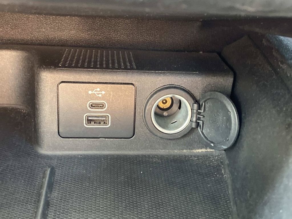 Certified Used 2024 Oxford White Ford Active image 29