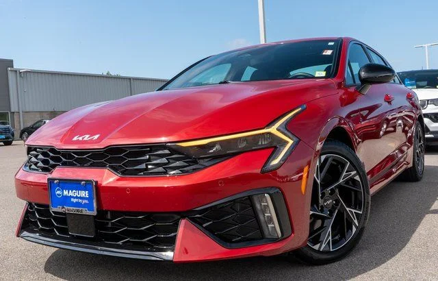 2025 Kia K5 GT-Line
