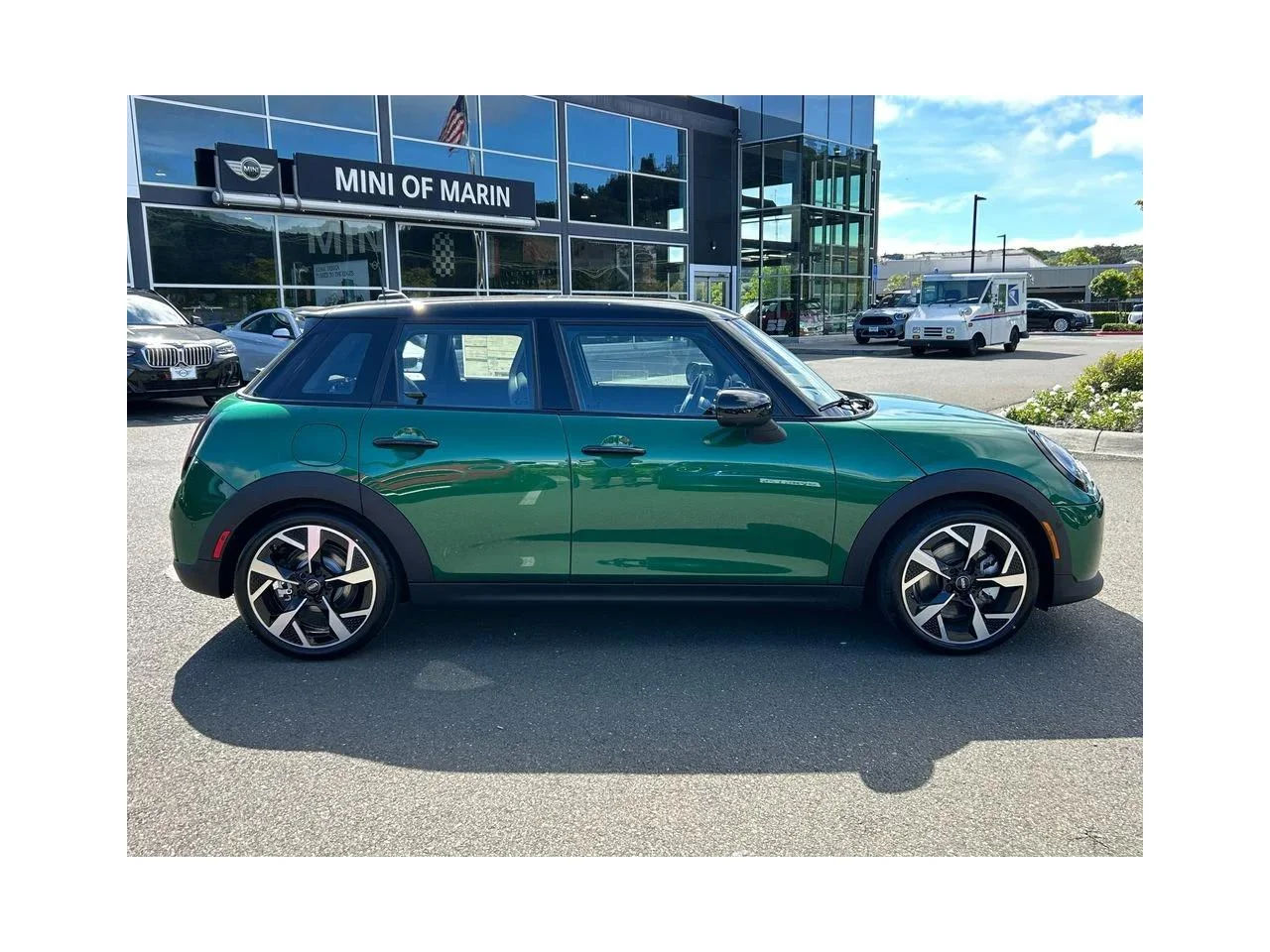 New 2026 British Racing Green IV Met MINI ICONIC image 6