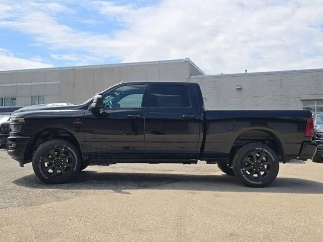 New 2026 Diamond Black Crystal Pearlcoat Ram Laramie image 32