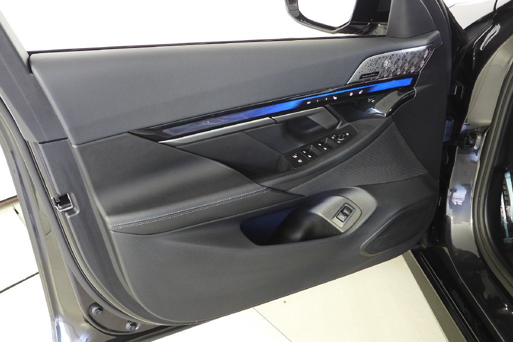 Certified Used 2024 Dark Graphite BMW M60 image 11