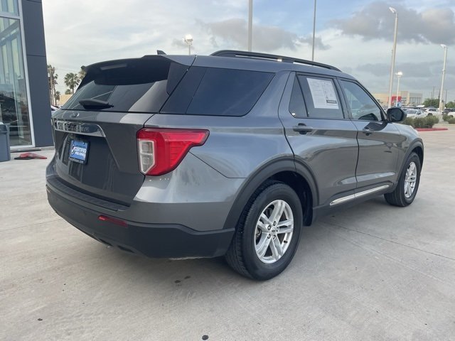 2024 Ford Explorer XLT photo 2