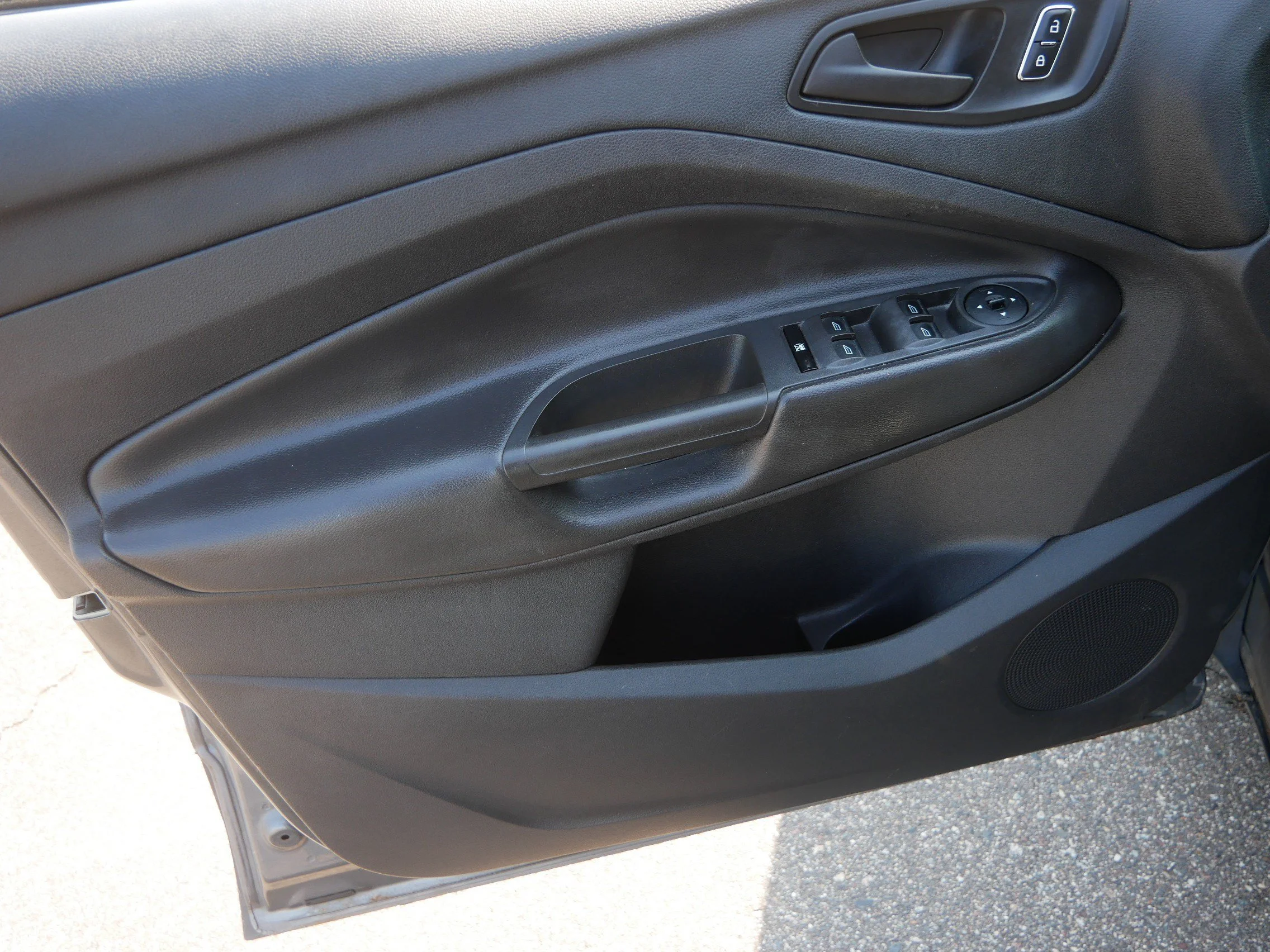 Used 2014 Sterling Gray Metallic Ford S image 20