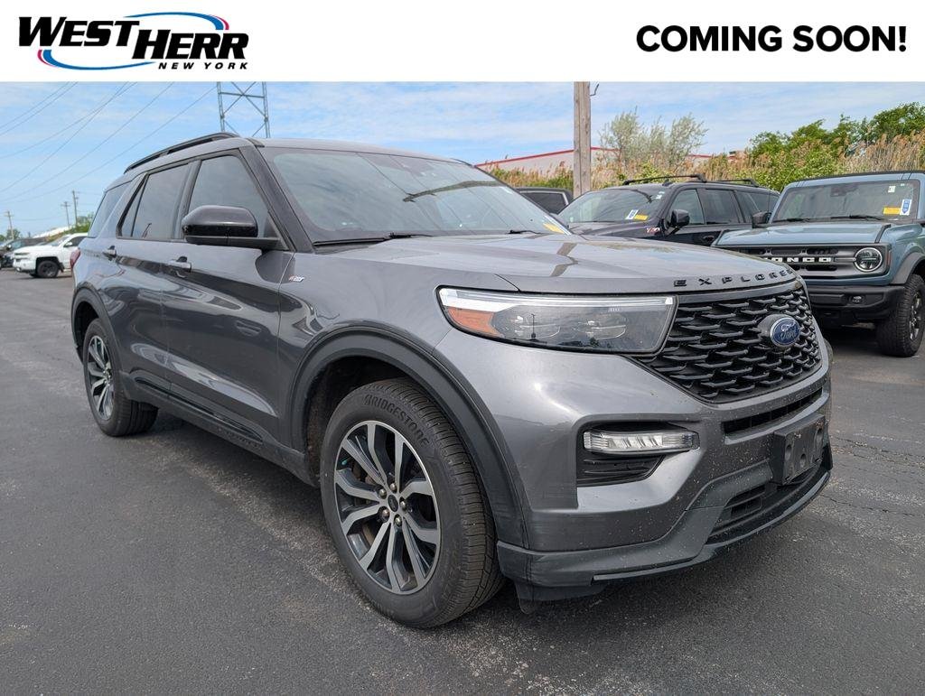 Used 2022 Gray Metallic Ford ST-Line image 1