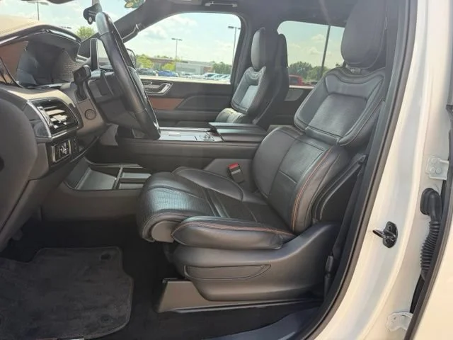 2023 Lincoln Navigator Black Label - Photo 10