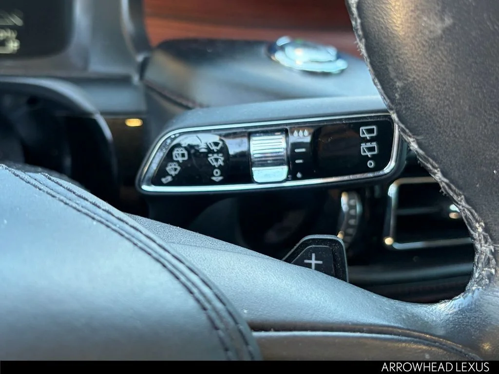Used 2021 Black Lincoln Reserve image 18