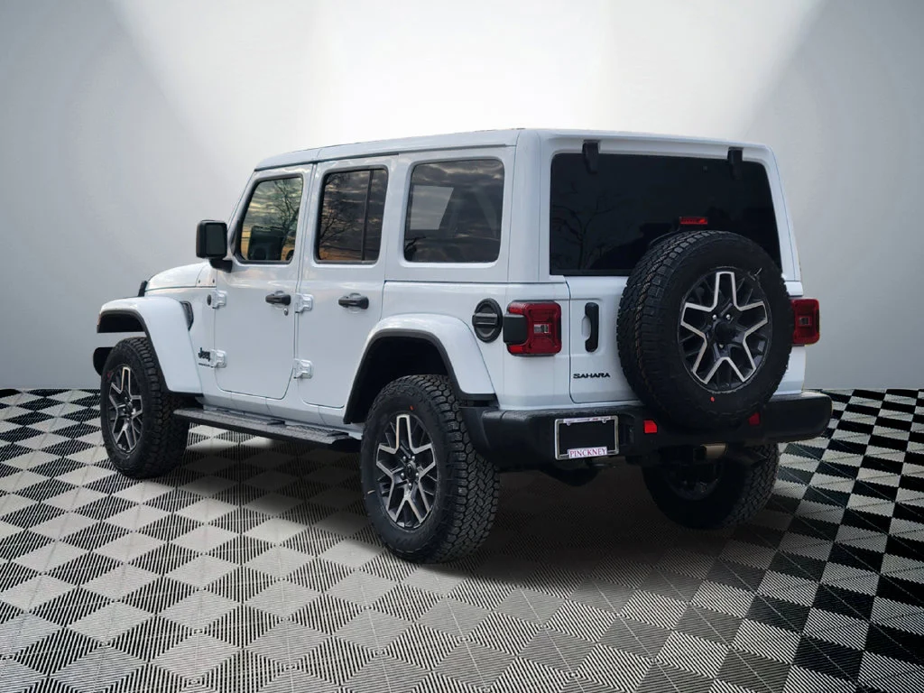 New 2025 Bright White Clear-Coat Exterior Paint Jeep Sahara image 6