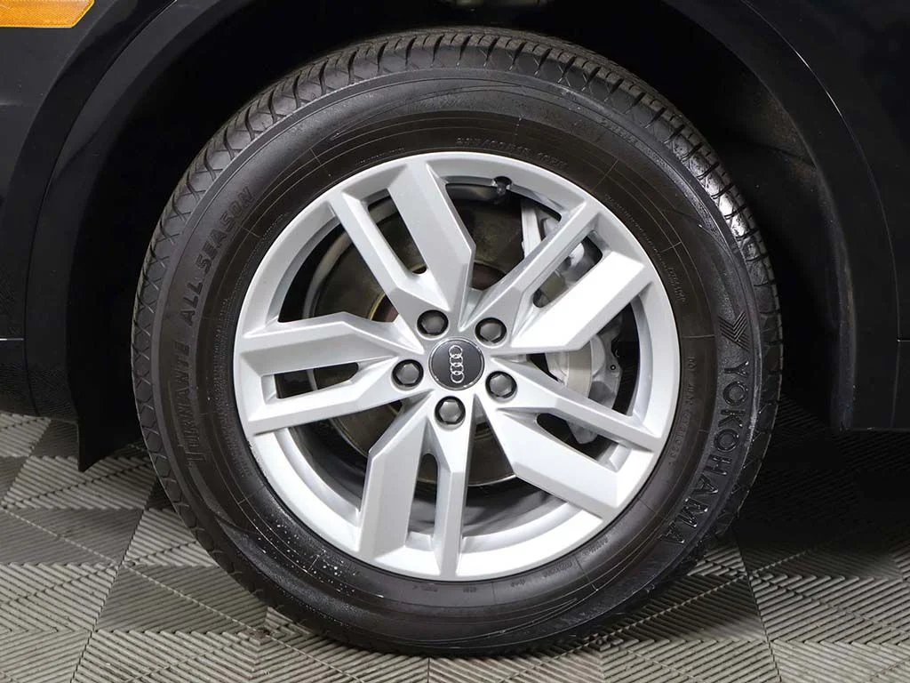 Used 2020 Brilliant Black Audi 45 Premium image 22