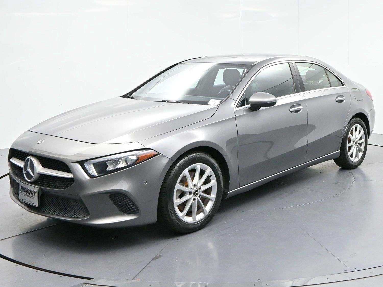 Used 2019 Mountain Grey Metallic Mercedes-Benz A 220 image 3