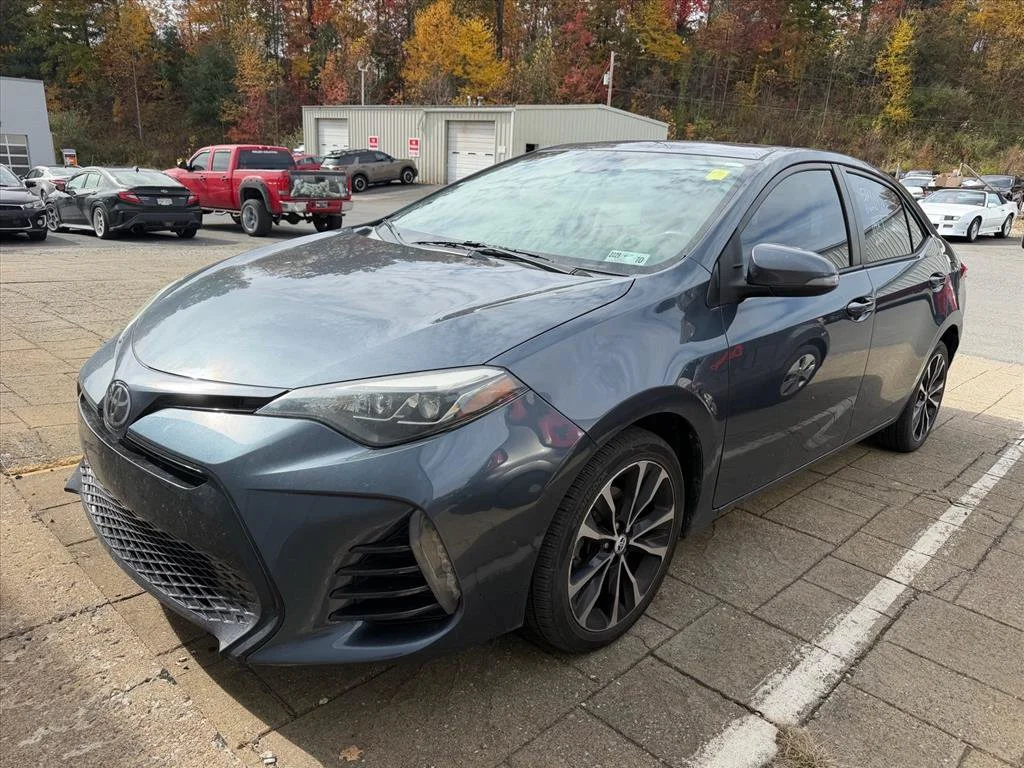 Used 2017 Gray Toyota SE image 2