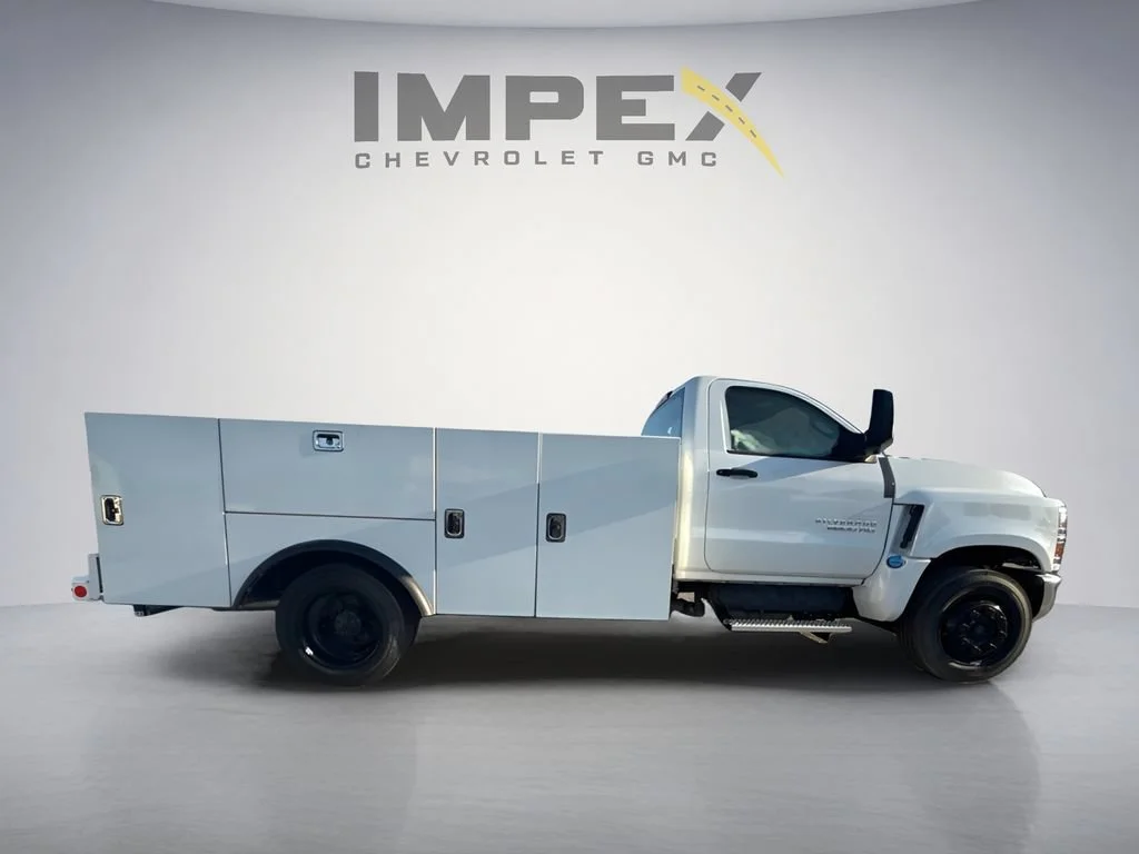 Used 2024 Summit White Chevrolet Work Truck image 6